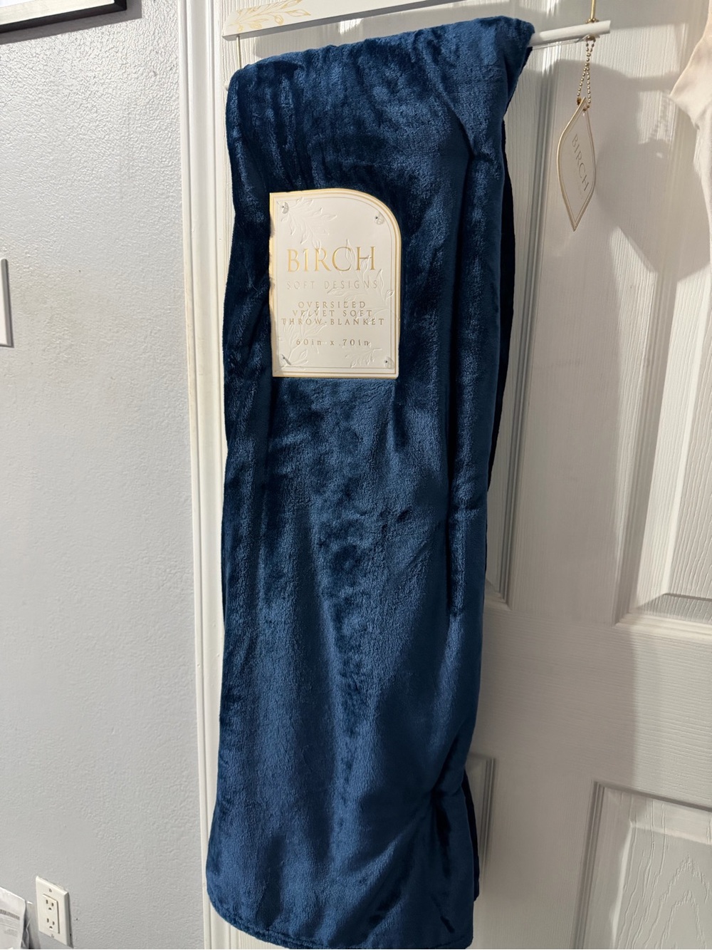 Navy Plush Blanket/Throw